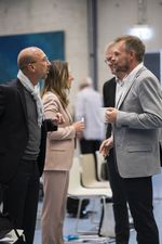 Steffen Färber, LaGeSo und Henning Kröger, Akademieleiter faw gGmbH Berlin, im Gespräch