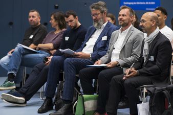 1. Reihe von li._Guido Handschug, Uta Merker, Leroy Sanders, Martin Weiland, Henning Kröger, Steffen Färber